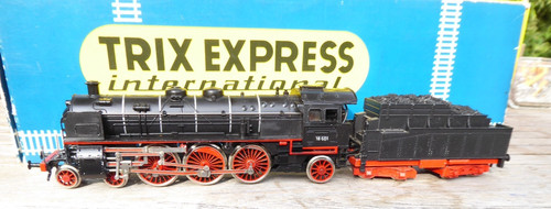 Trix 2407 steam locomotive - trix,