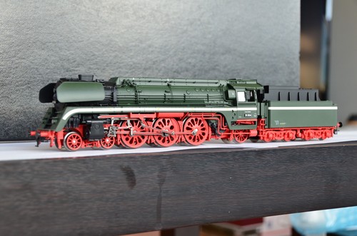 Trix 25905 504 green - 01,